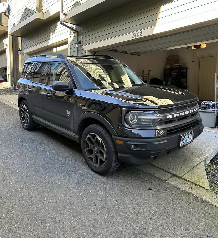 Ford Bronco before exterior car detailing and cleaning service